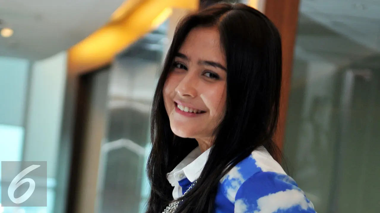 20150902-Prilly-Latuconsina