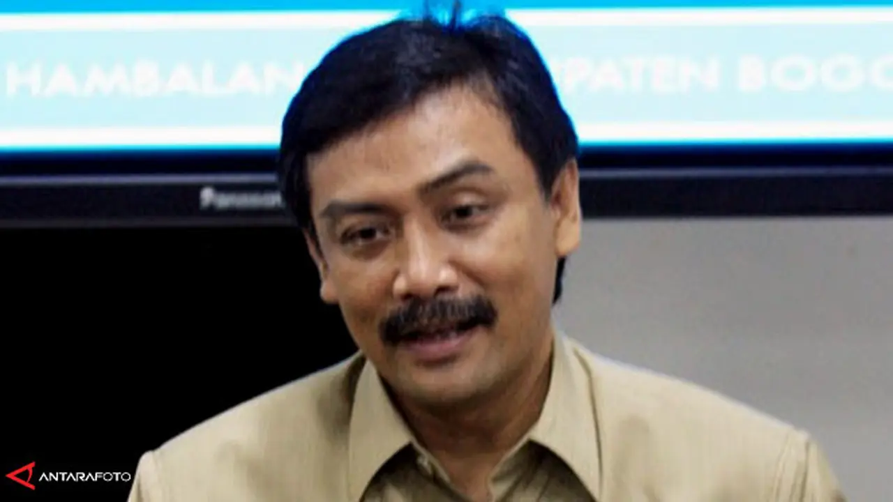 malarangeng130409b.jpg