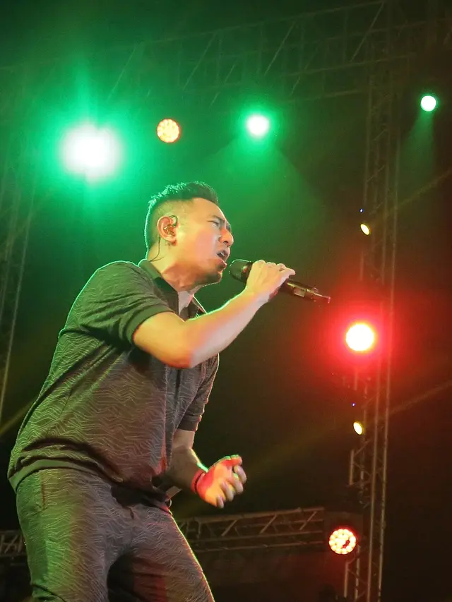 [Bintang] Rio Febrian