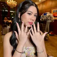 Almira Yudhoyono saat Pesta Ulang Tahun Sweet Seventeen. [@annisayudhoyono]