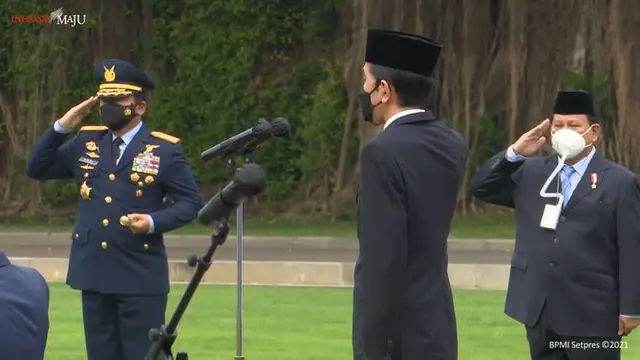 Menhan Prabowo Subianto di upacara Prasetya Perwira TNI dan Polri