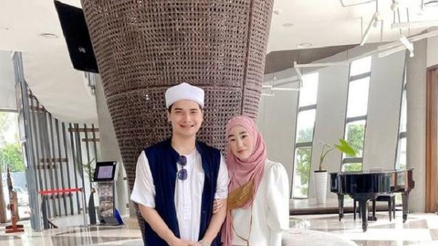 Alvin Faiz - Larissa Chou (Foto: Instagram/@larissachou)