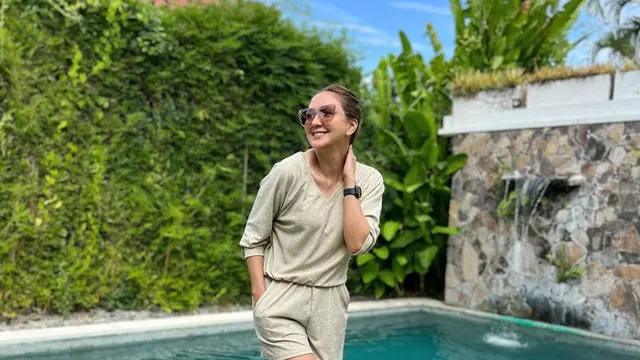 FOTO: Makin Terlihat Langsing, Ini Penampilan Donna Agnesia Pakai Baju Comfy