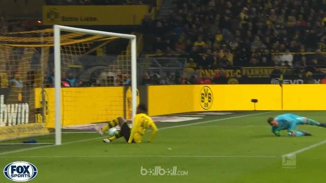 Berita video Michy Bashuayi mencetak gol pada laga Borussia Dortmund vs Hamburg 2-0 di Bundesliga. This video presented by BallBall.