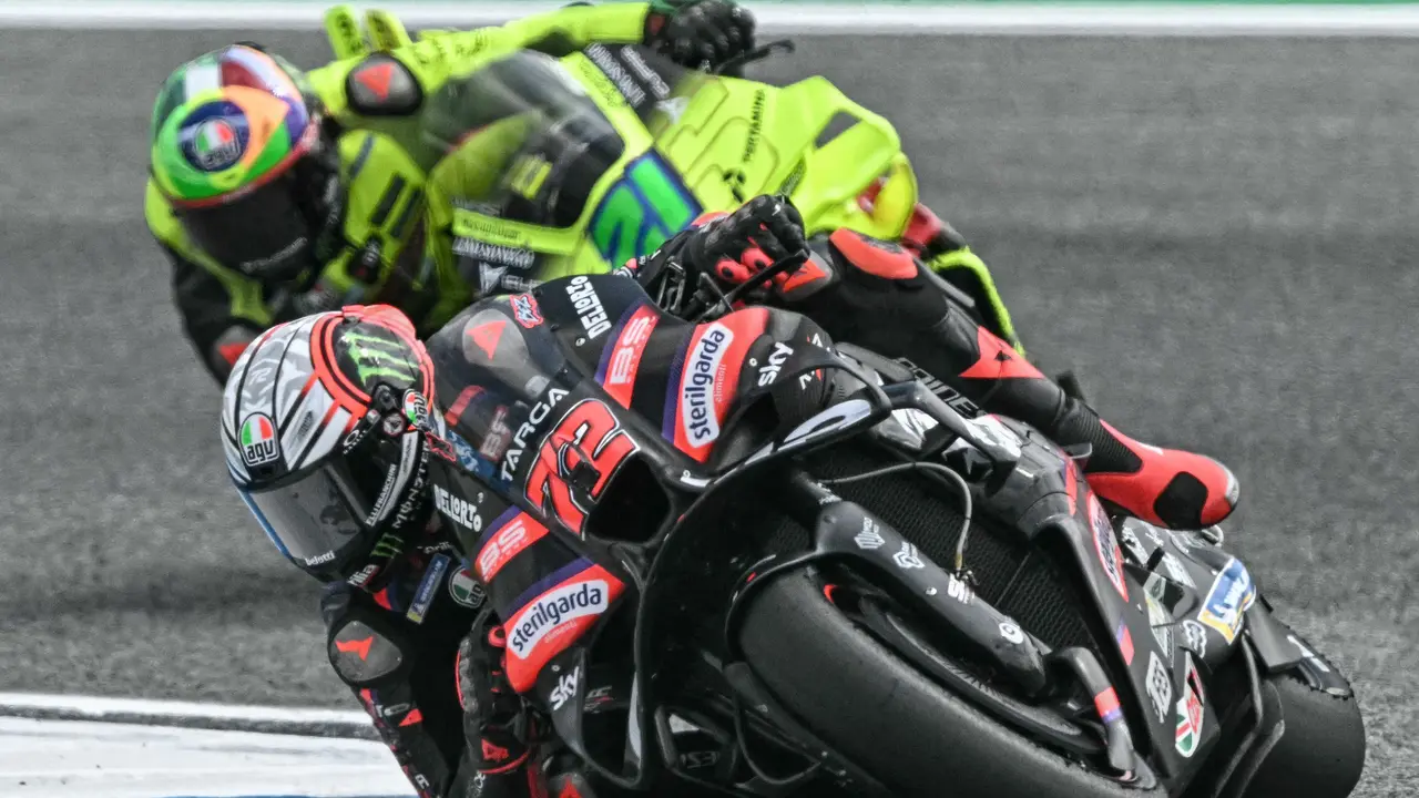 Pembalap Aprilia Marco Bezzecchi