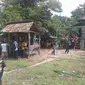 Suasana rumah duka Ibrahim, petani yang tewas diterkam buaya rawa di Kabupaten Banyuasin (Liputan6.com / Nefri Inge)