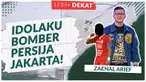 Legenda sepak bola Indonesia, Zaenal Arief, buka-bukaan soal momen gokil & penuh haru selama membela Persib Bandung, Persita Tangerang, dan Timnas Indonesia! Dari cerita seru di ruang ganti, tantangan di lapangan, hingga pengalaman tak terlupakan yan...