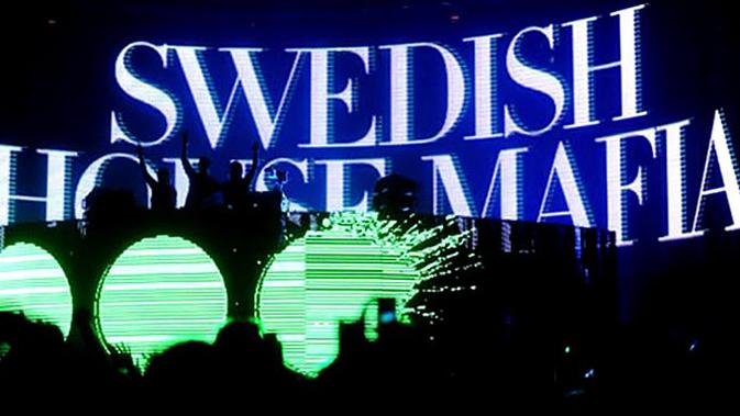 Clubbing Bareng Swedish House Mafia, yuk.. - ShowBiz Liputan6.com