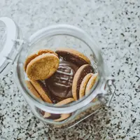 kue kering/copyright: pexels/tina fotio