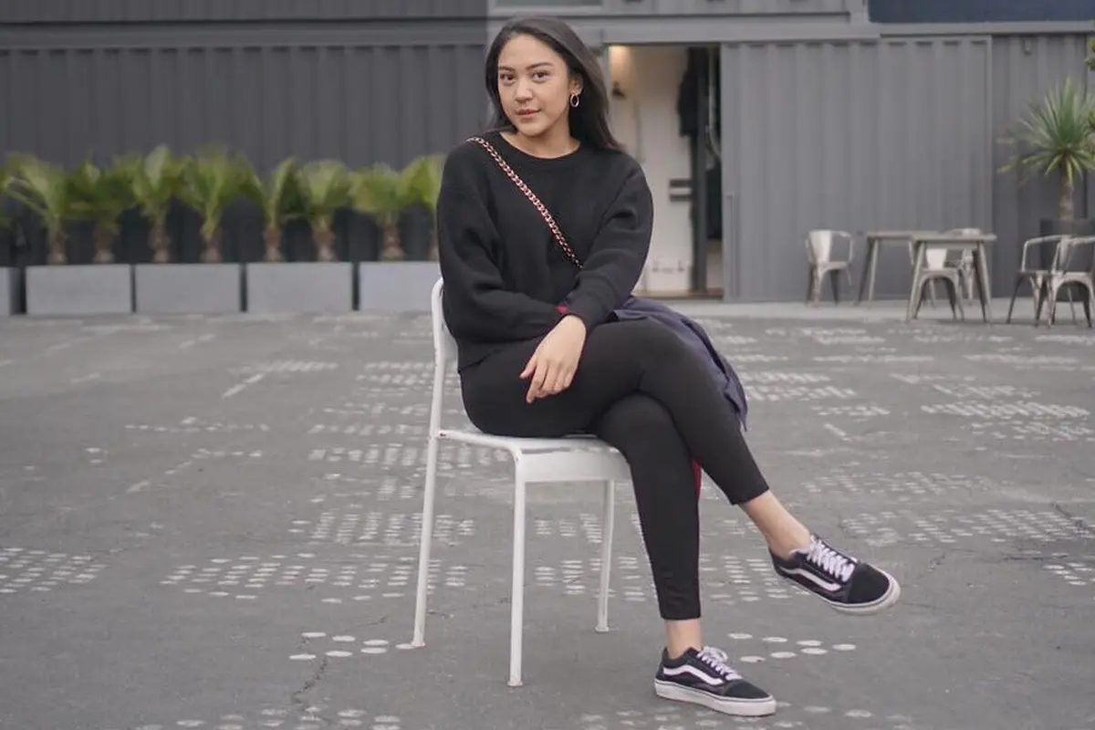 Putri Tanjung