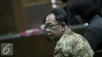 Dirut CV Semesta Berjaya, Xaveriandy Sutanto menjalani sidang perdana di Pengadilan Tipikor, Jakarta, Selasa (8/11). Xaveriandy diduga melakukan penyuapan kepada Irman Gusman untuk distribusi gula import di Sumatera Barat. (Liputan6.com/Johan Tallo)