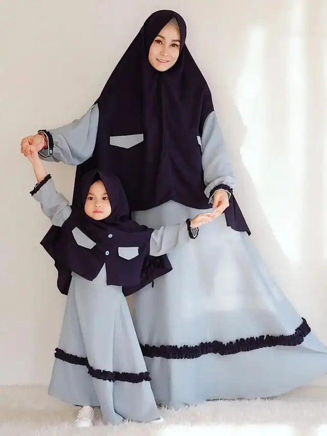 Ilustrasi gamis couple ibu dan anak