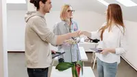 Cara Melupakan Mantan yang Sudah Menikah, Panduan Menata Hati agar Kembali Tenang