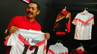 FX Hadi Rudyatmo meminta semua pihak mengutamakan tim kecil gagasan Presiden Joko Widodo agar semua persoalan sepak bola di Indonesia cepat berakhir. (Bola.com/Romi Syahputra)