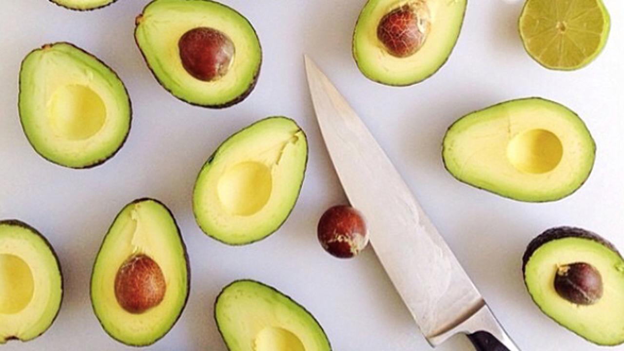 Gantikan 5 Produk Kecantikan Ini dengan Buah Alpukat