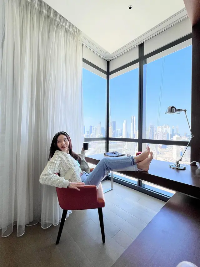 7 Potret Natasha Wilona Liburan di Dubai, Jajal Wahana yang Pacu Adrenalin