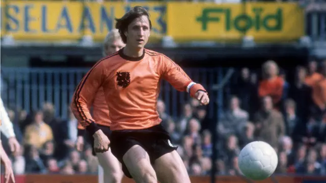 Pesepak bola legendaris Belanda Johan Cruyff, ayah dari penasihat teknis baru PSSI Jordi Cruyff/transfermarkt.co.id