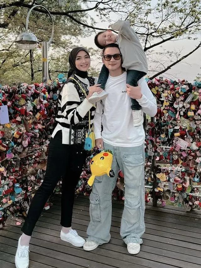 Citra Kirana dan Rezky Aditya Liburan ke Korea Selatan. [@citraciki]