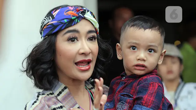 [Bintang] Uut Permatasari