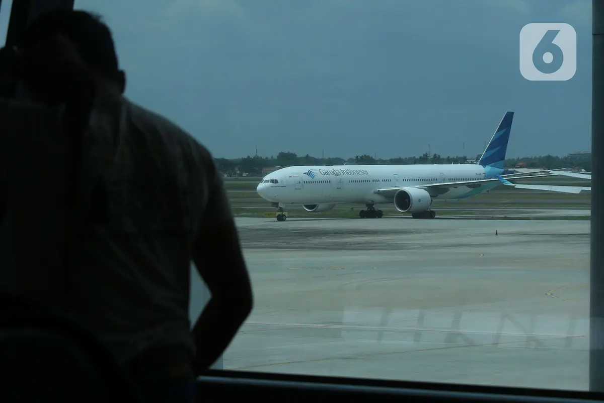 Garuda Indonesia Tutup 97 Rute Penerbangan