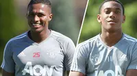 Dua pemain Manchester United, Antonio Valencia dan Anthony Martial. (dok. Manchester United)