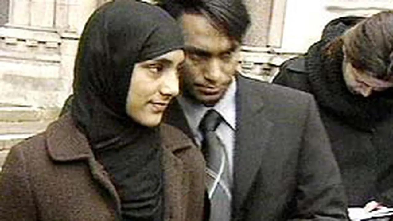 030305alnJilbab.jpg