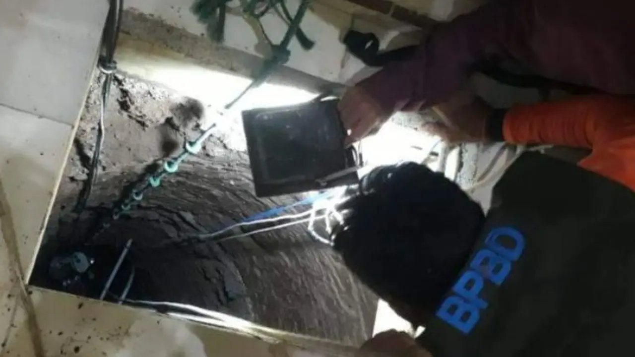 Terperosok ke sumur