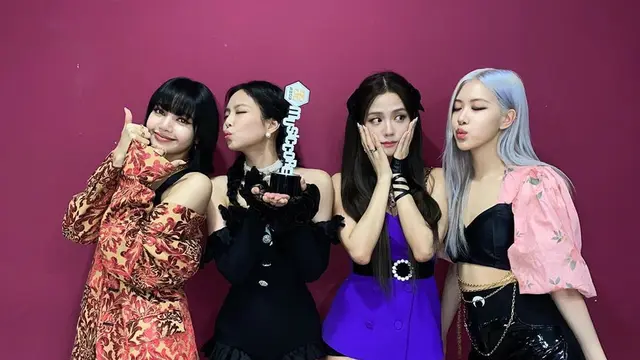 Blackpink (Instagram/ blackpinkofficial)