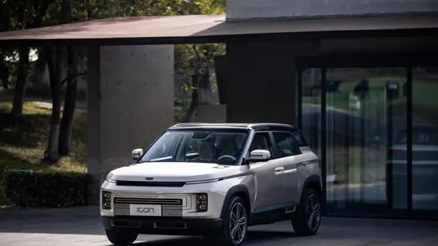Geely Icon