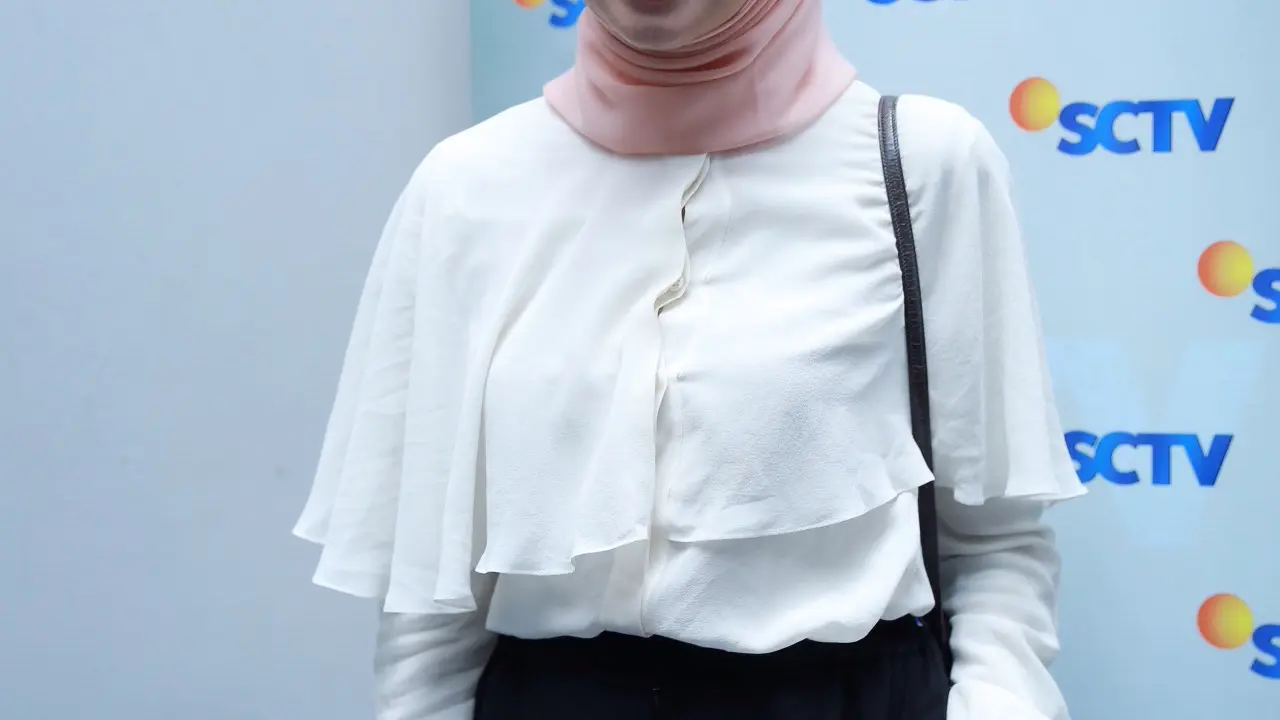 [Bintang] Laudya Cynthia Bella