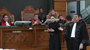 Nikita Mirzani dan Ismail didakwa dengan Pasal Pasal 45 ayat 10 huruf A, untuk Pasal 27B Ayat (2) UU RI Nomor 11 Tahun 2008 tentang UU ITE dengan Undang-Undang Nomor 1 Tahun 2024 tentang Perubahan Kedua atas Undang-Undang Nomor 11 Tahun 2008 tentang Informasi dan Transaksi Elektronik Jo Pasal 55 ayat (1) ke-1 KUHP. (KapanLagi.com/Budy Santoso)