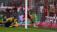 Bayern Muenchen saat mencetak gol ke gawang Freiburg