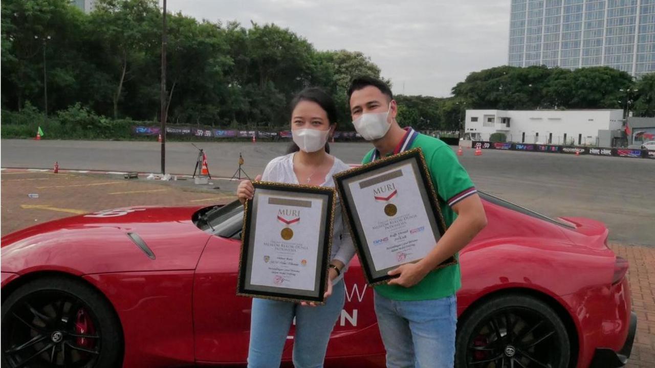 Raffi Ahmad  dan Women International Master Irene Sukandar