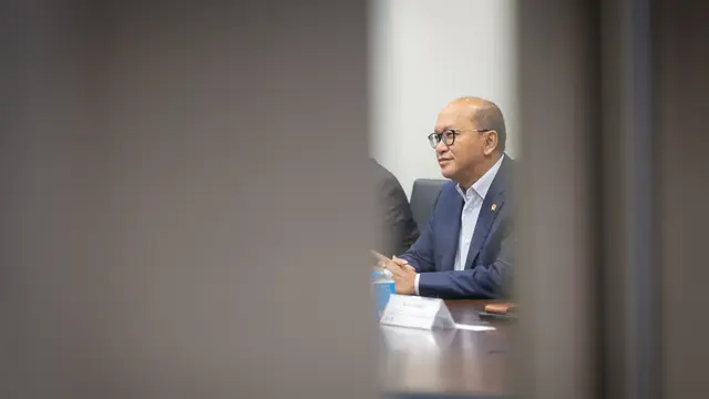Bertemu PM Singapura, Menteri Rosan Incar Investasi Indonesia Naik di Atas USD 63,1 Miliar