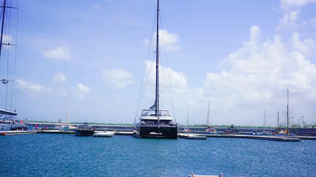 Bali Gapura Marina