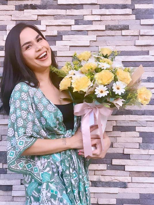 New Normal, Melaney Ricardo Ajak Jalani Protokol Kesehatan ...