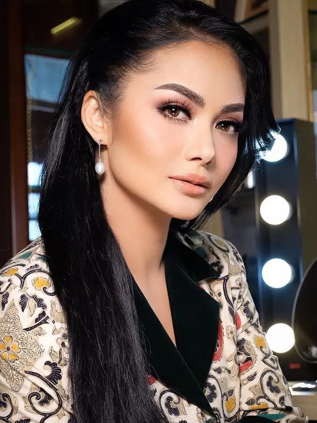 Krisdayanti.