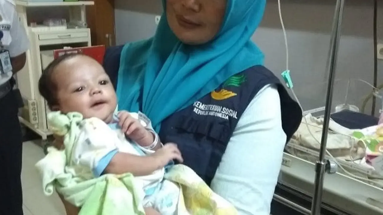 Cerita Bayi Temuan Marbot Masjid yang Jadi Rebutan
