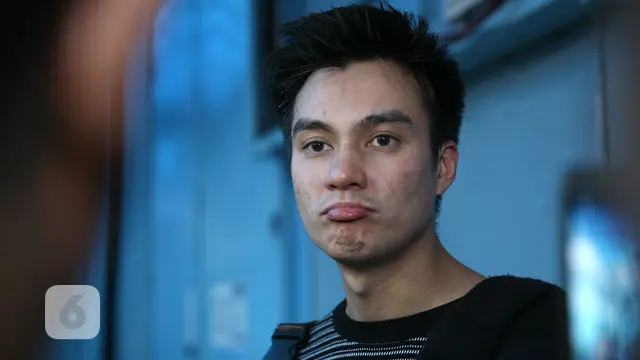 [Bintang] Putus, Baim Wong Mengaku Masih Sayang dengan Vebby Palwinta