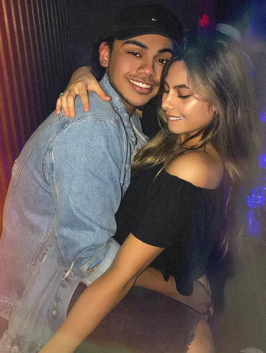 Valerie Thomas dan Rafi Haikal kerap menghabiskan waktu bersama dengan nongkrong. (Foto: instagram.com/valerieethomas)