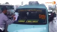 [VIDEO] Mulai 1 Januari 2014, Angkot Ngetem Didenda Rp 500 Ribu