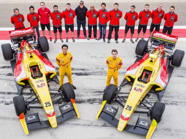 Sean Gelaerl bersama tim (istimewa).