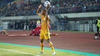 Bek Bhayangkara FC, Ruben Sanadi. (Bola.com/Nandang Permana)