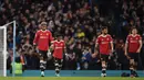 Skor 1-4 untuk kekalahan Manchester United pun bertahan hingga laga usai. (AFP/Oli Scarff)