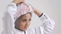 Tutorial Hijab Turban yang Elegan (Hijup)