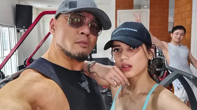 6 Potret Sabrina Chairunnisa dan Deddy Corbuzier Olahraga Bareng, Kompak Banget
