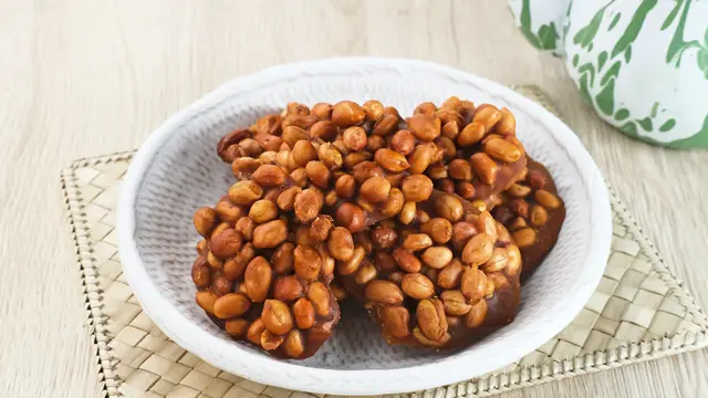 ampyang gula kacang