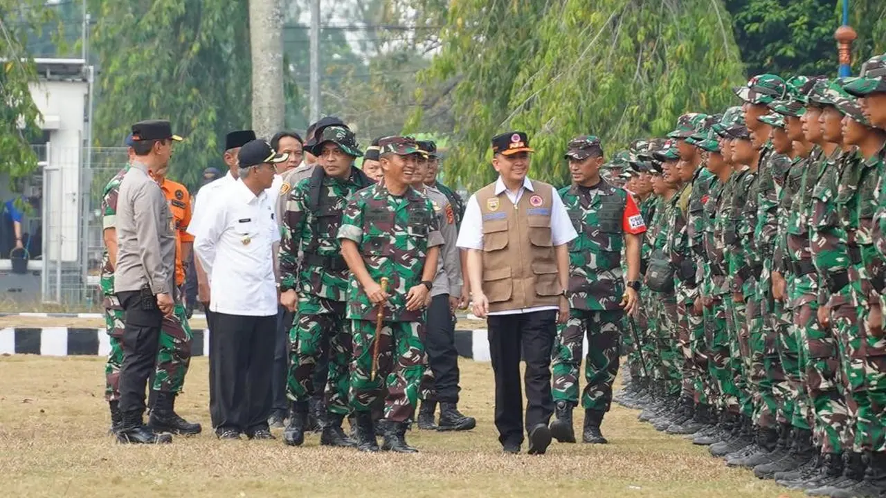 Pj Gubernur Sumsel Minta Semua Elemen Terlibat Aktif dalam Penanganan Karhutla