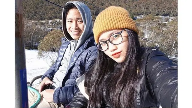Audrey memiliki adik laki-laki bernama Marco Teguh, keduanya terlihat begitu dekat.