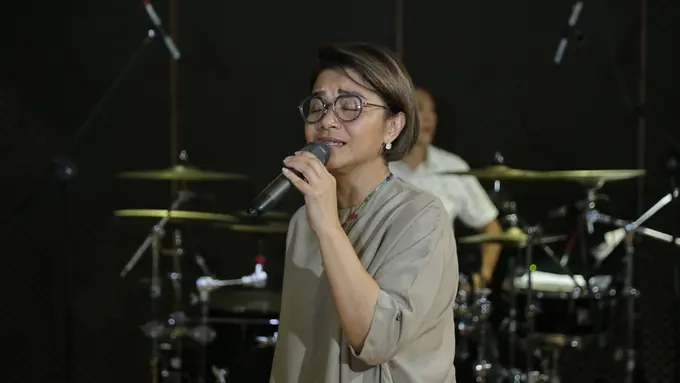 [Bintang] Ruth Sahanaya